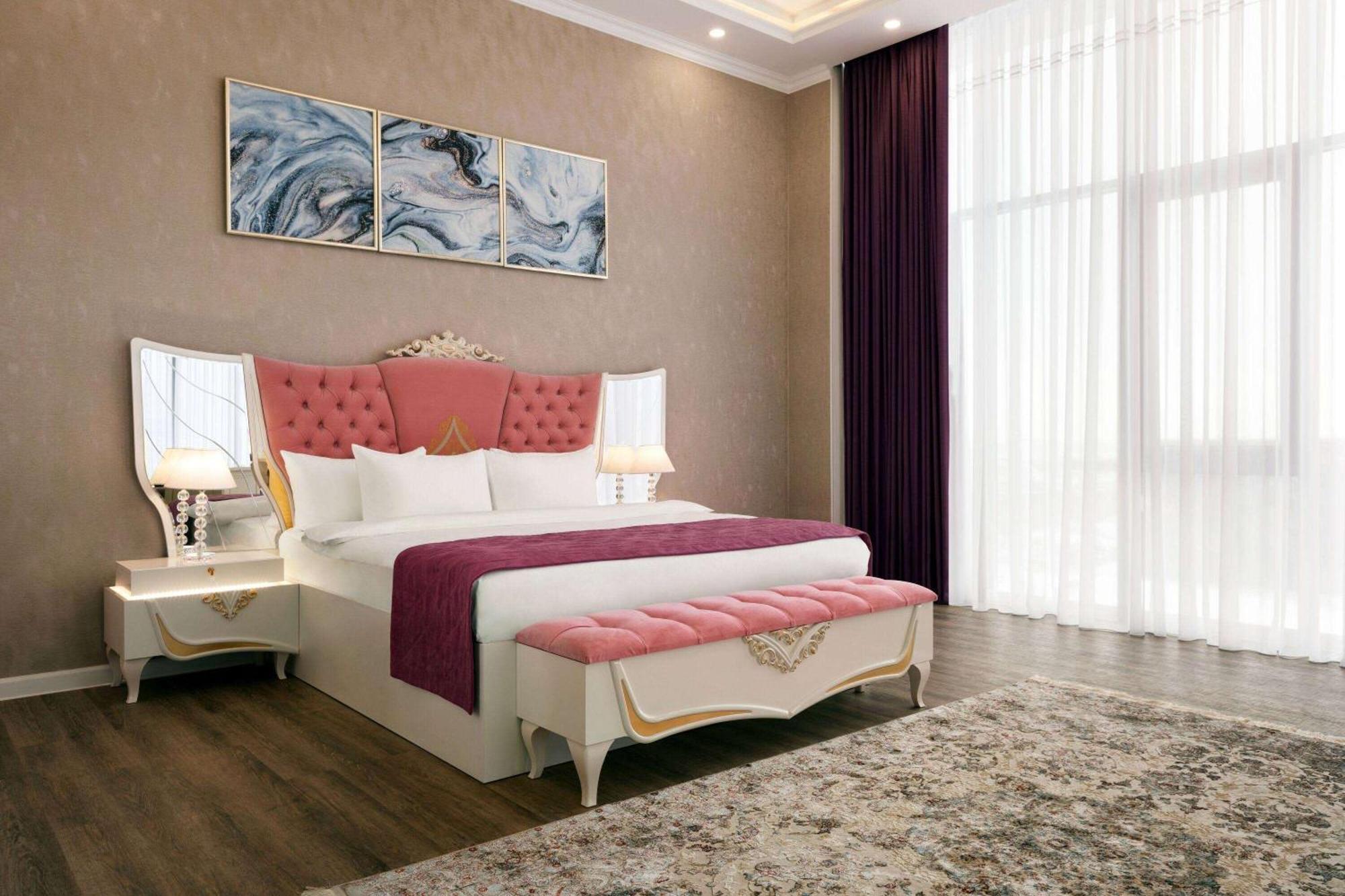 Ramada By Wyndham Shymkent Hotel Ngoại thất bức ảnh