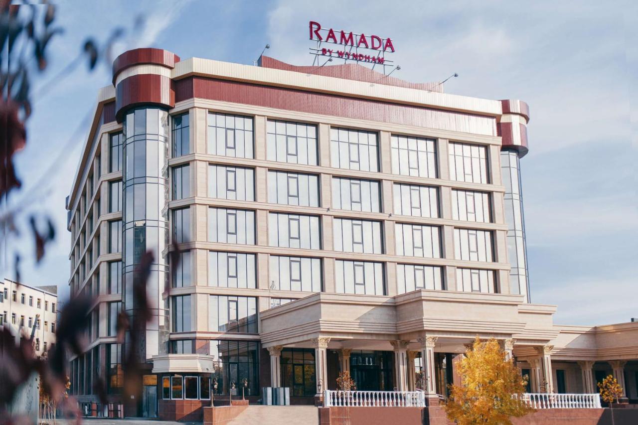 Ramada By Wyndham Shymkent Hotel Ngoại thất bức ảnh